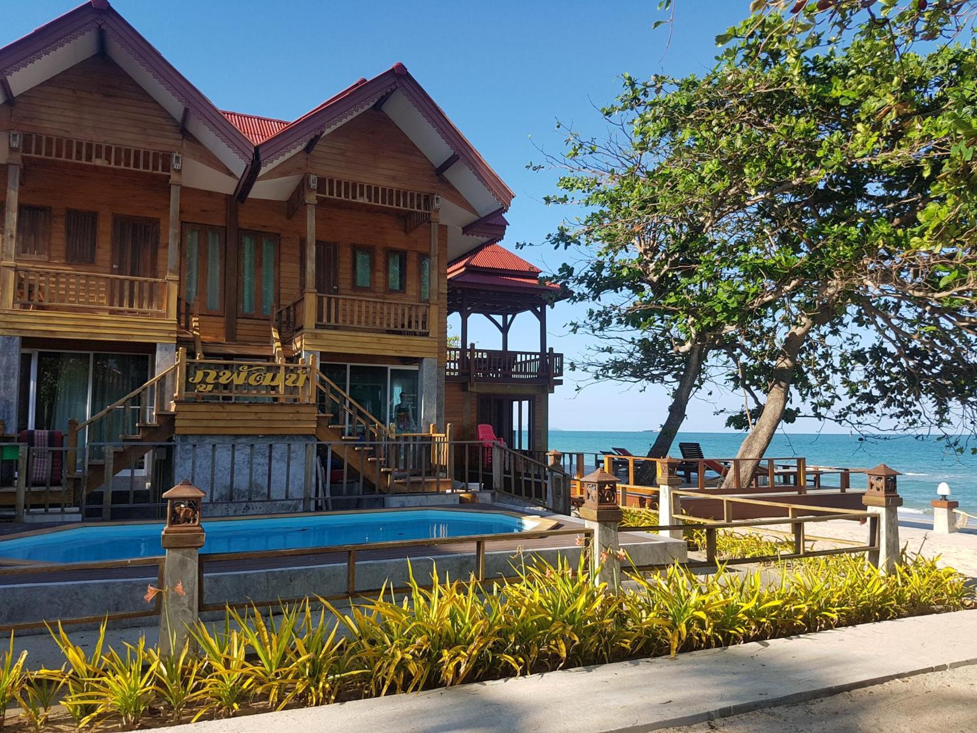 Phuphat Beach Resort Khanom Esterno foto